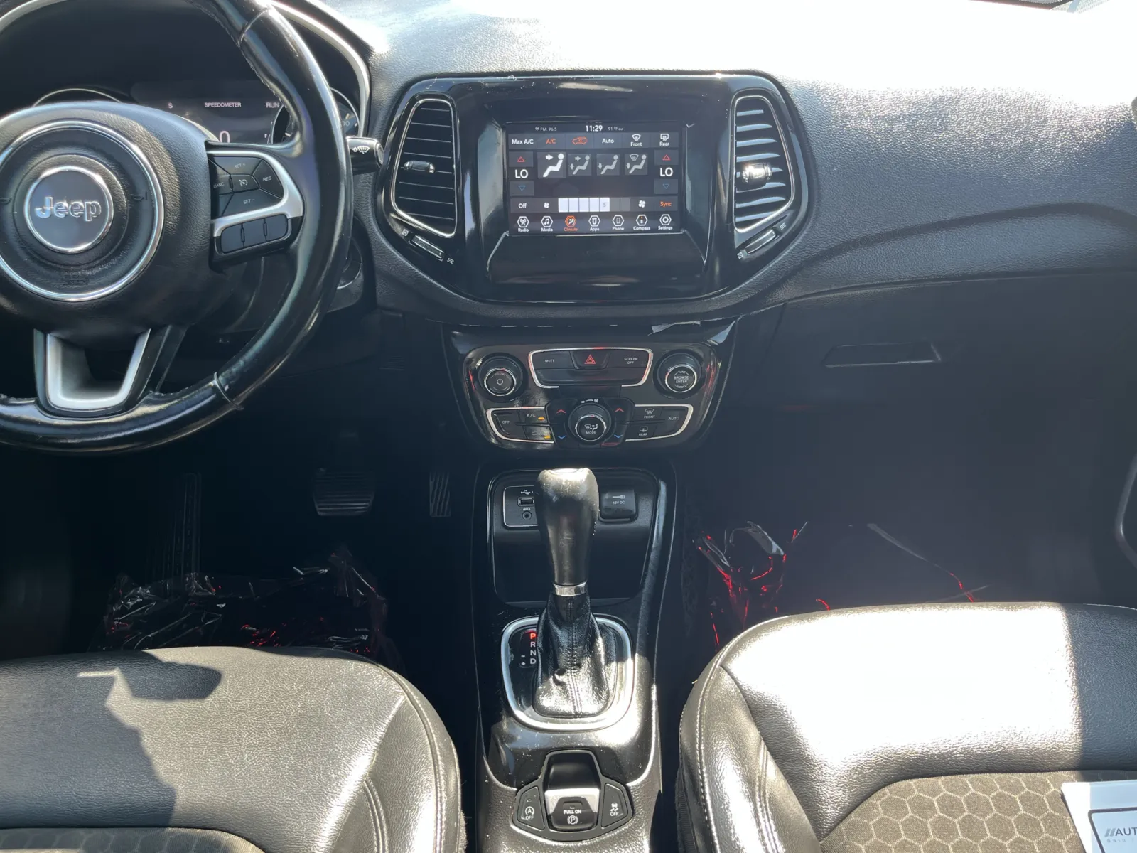 Jeep Compass photo 24