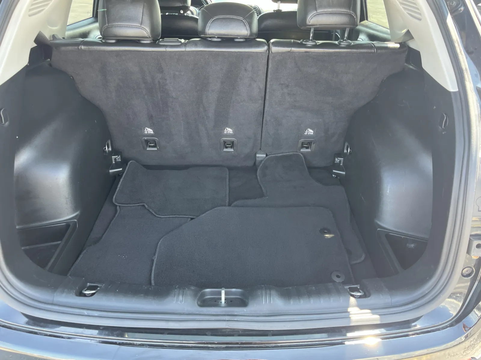 Jeep Compass photo 13