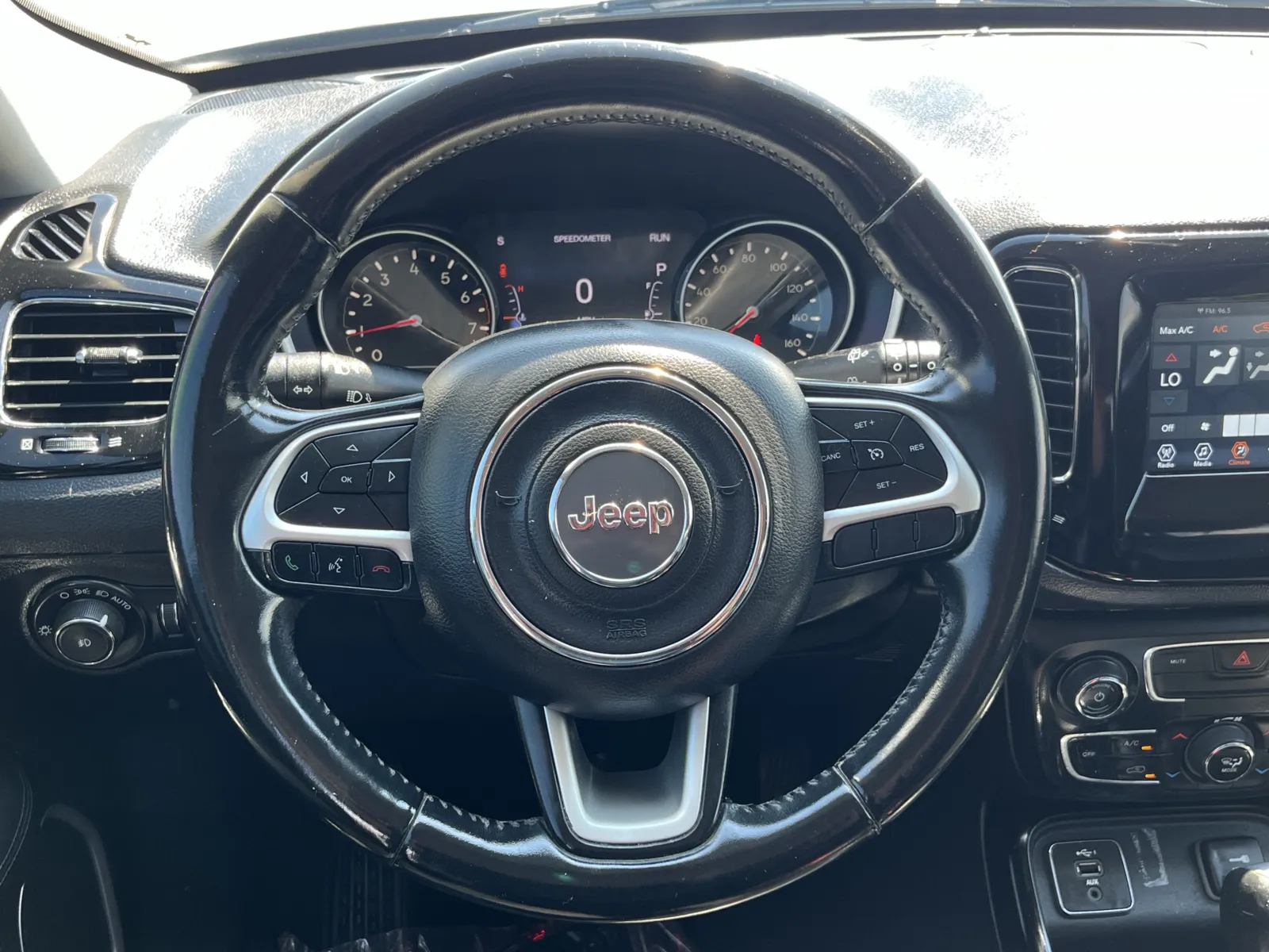 Jeep Compass photo 18
