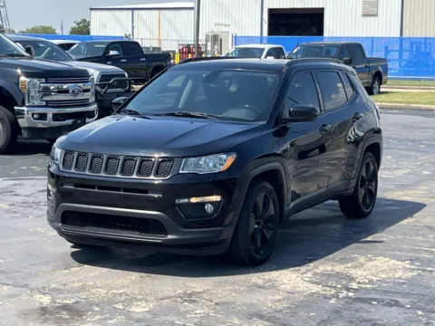Photos of 2020 Jeep Compass Altitude for sale in Alvin, TX at Auto Boutique Texas