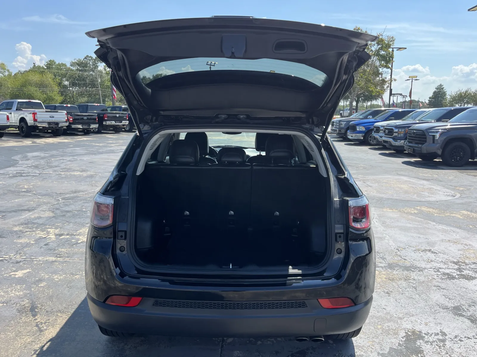 Jeep Compass photo 12