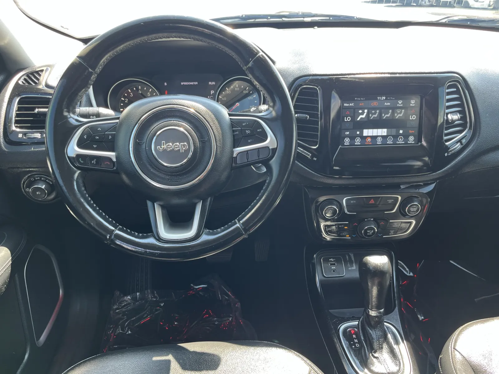 Jeep Compass photo 17