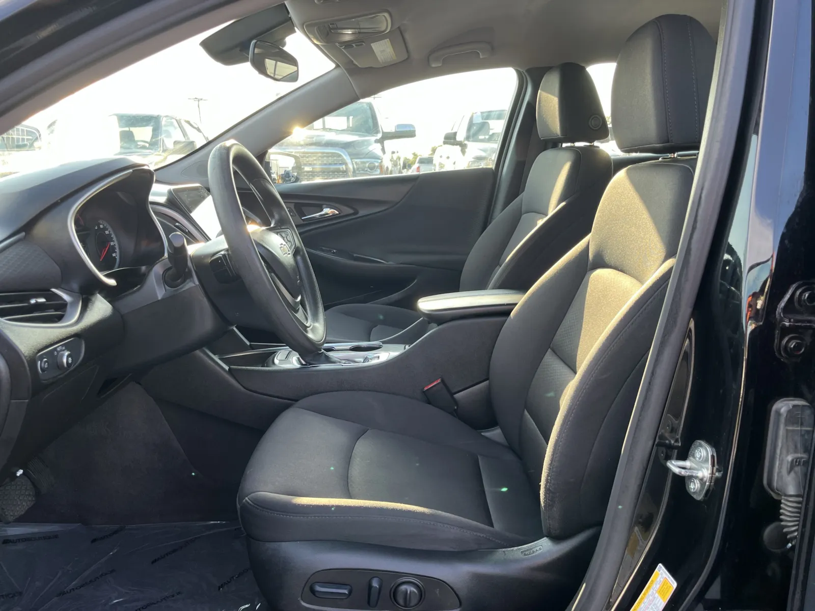Chevrolet Malibu photo 25