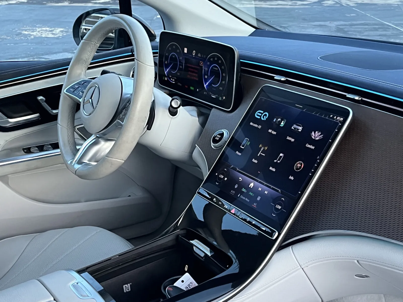 Mercedes-Benz EQE photo 14