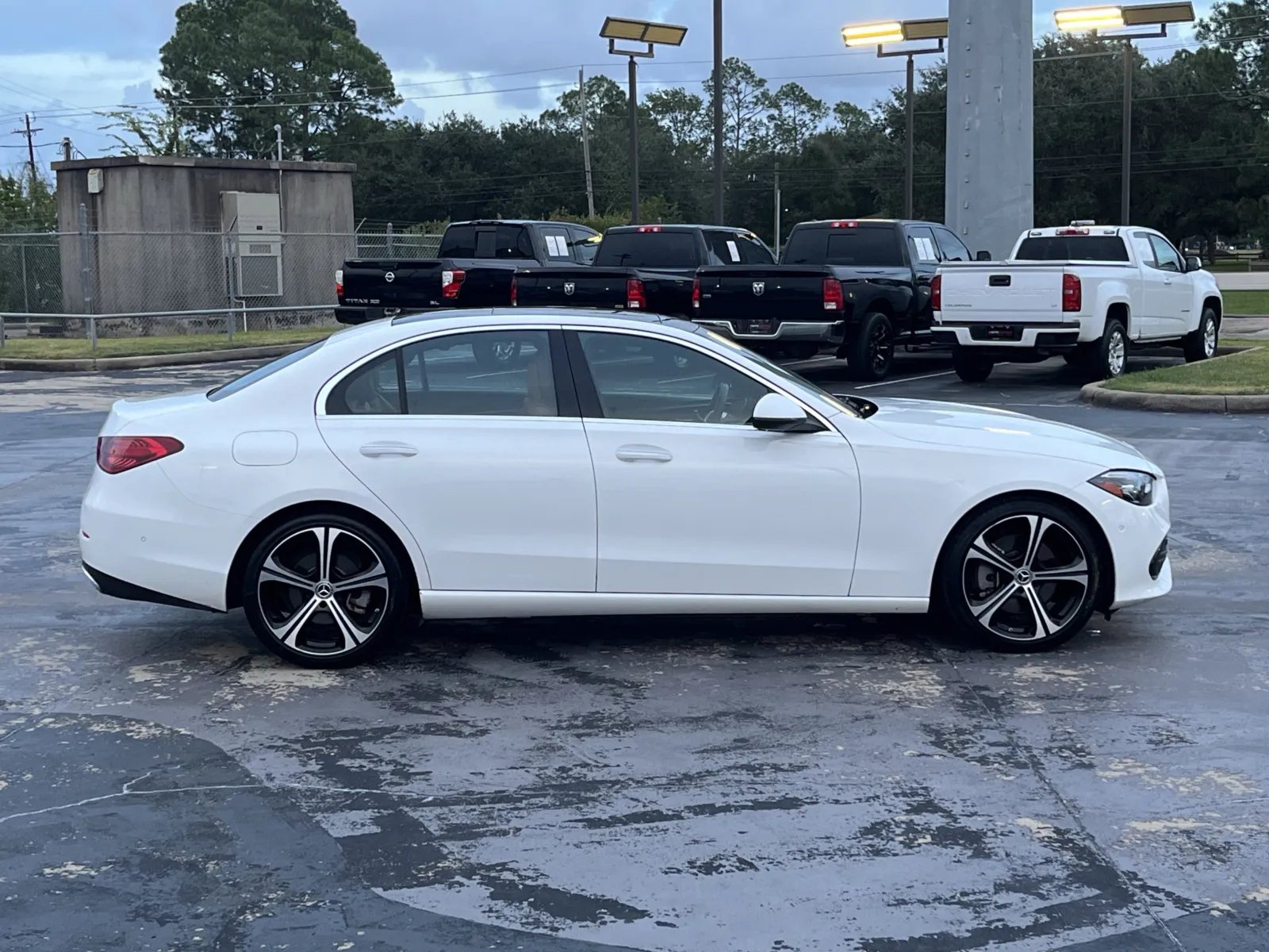 Mercedes-Benz C-Class photo 11