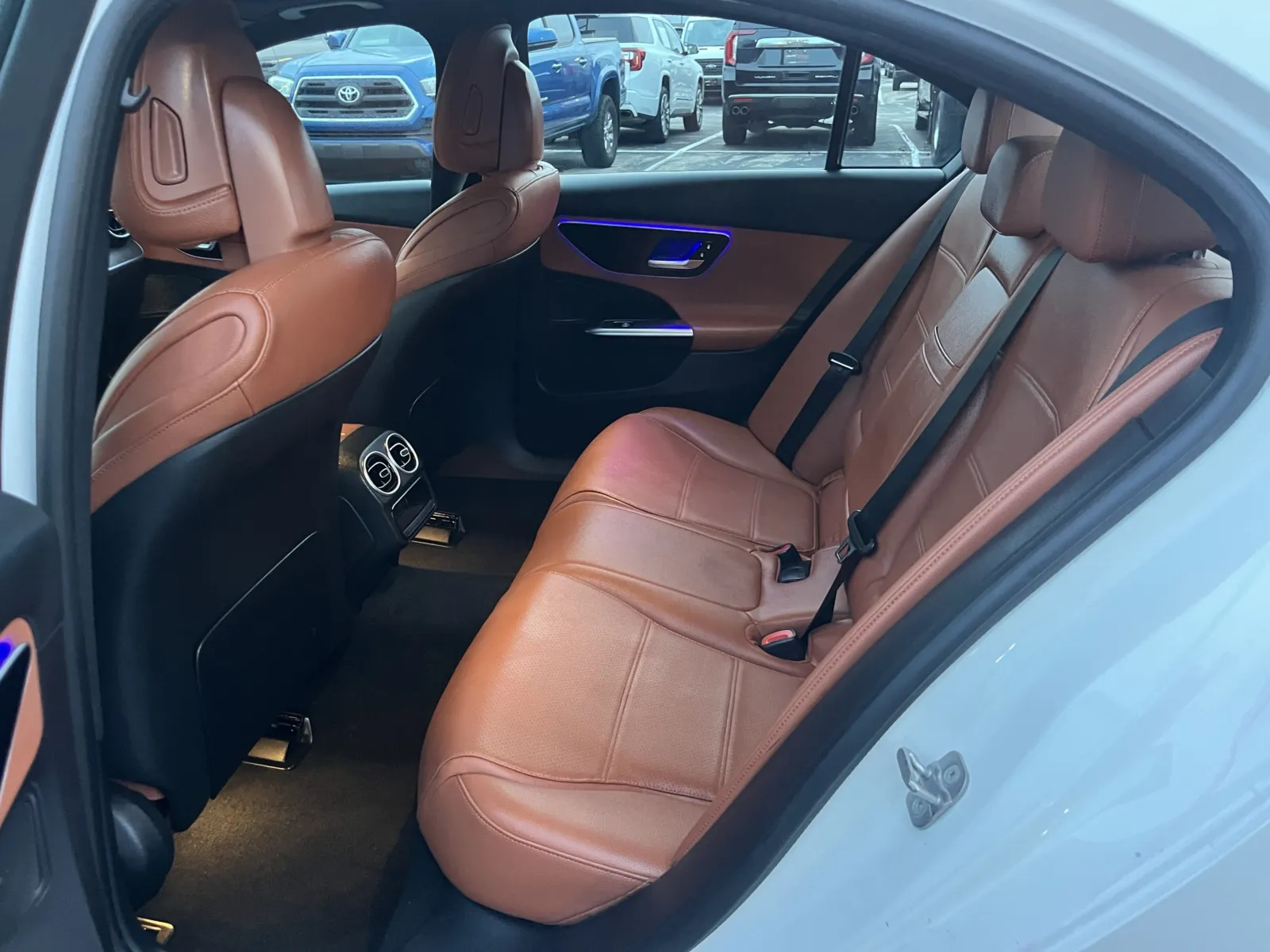 Mercedes-Benz C-Class photo 30