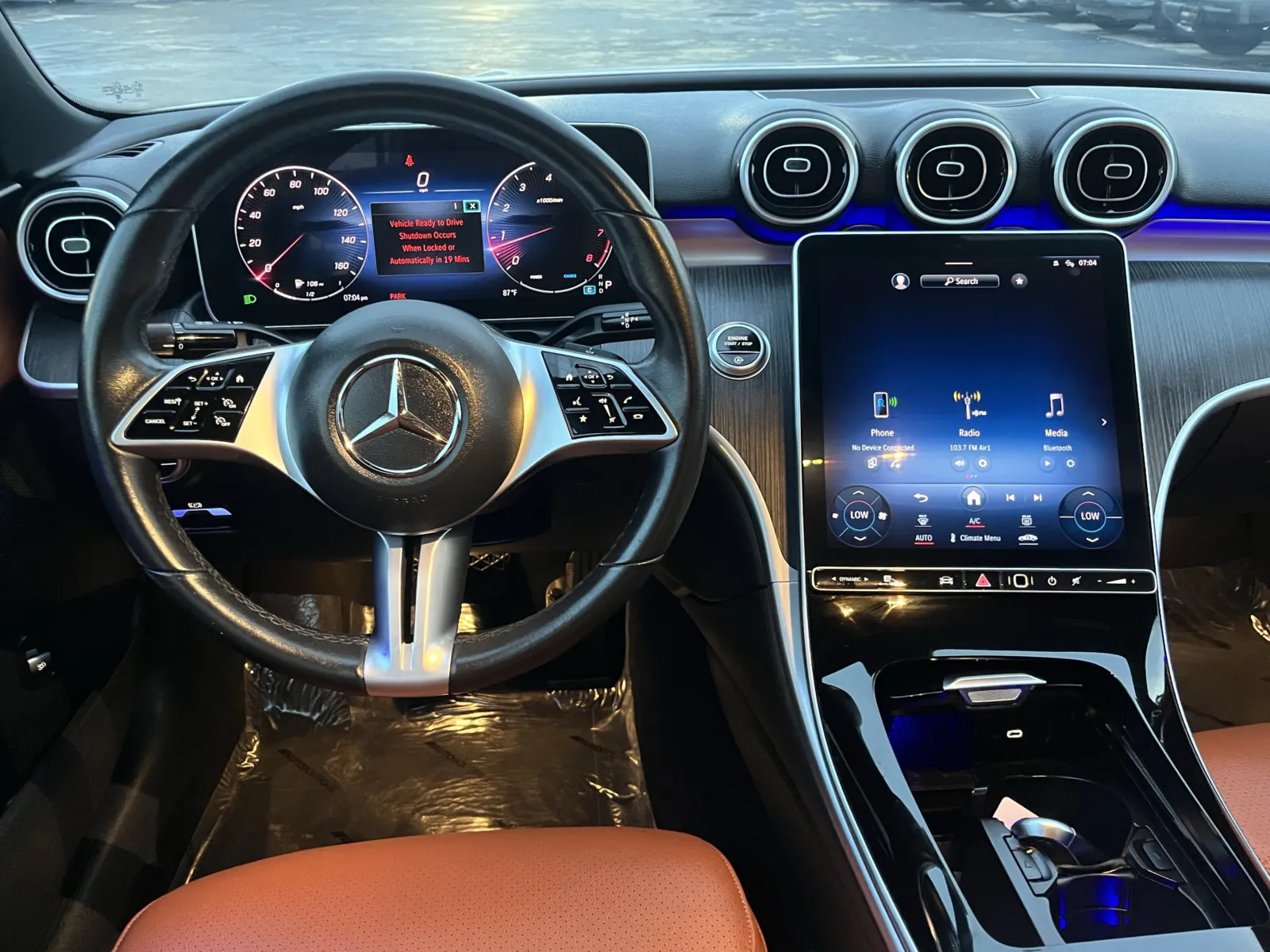 Mercedes-Benz C-Class photo 18