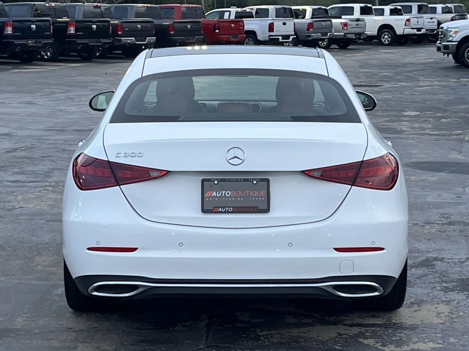 Mercedes-Benz C-Class photo 8