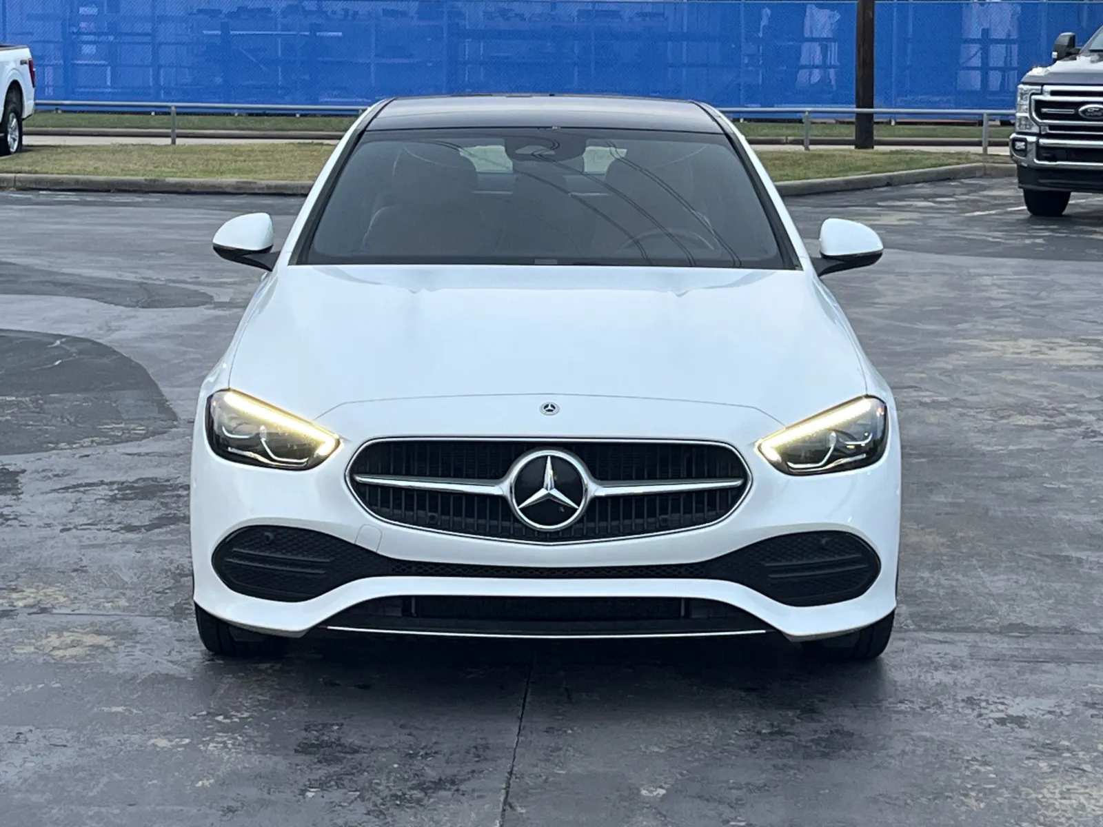 Mercedes-Benz C-Class photo 4