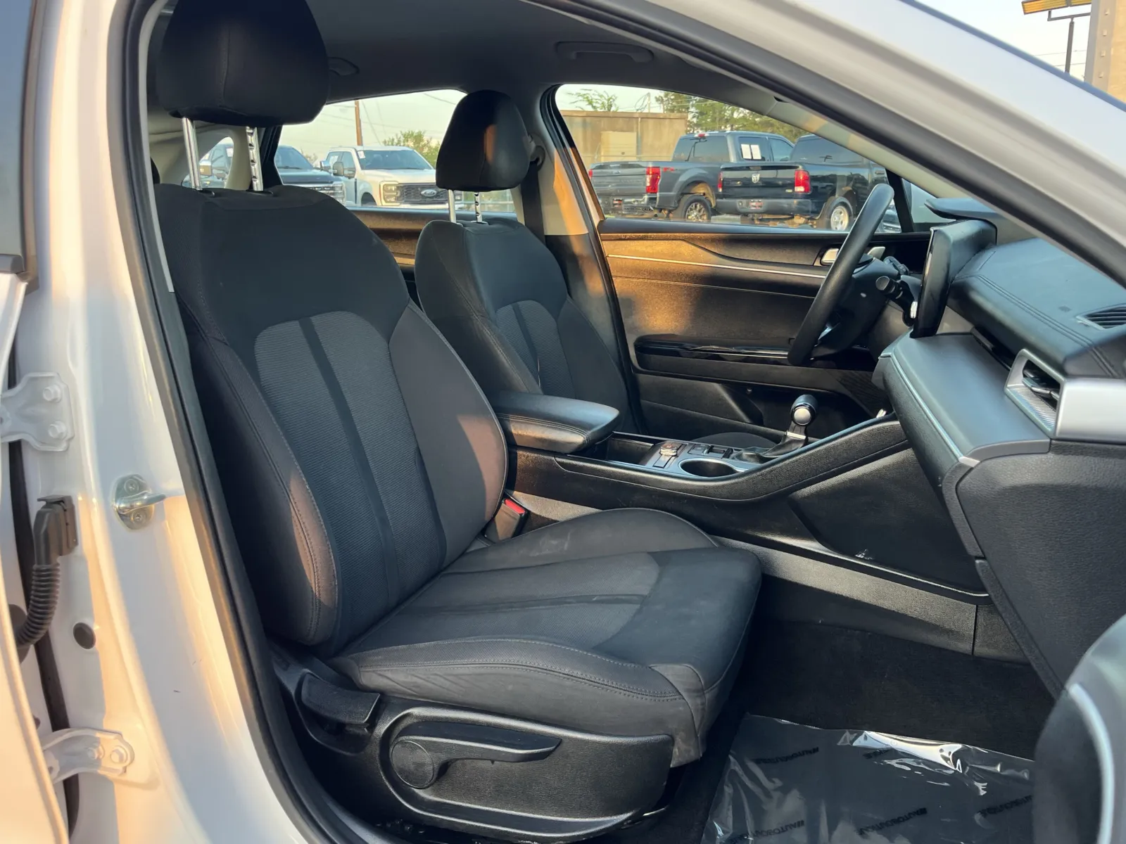 Kia K5 photo 26