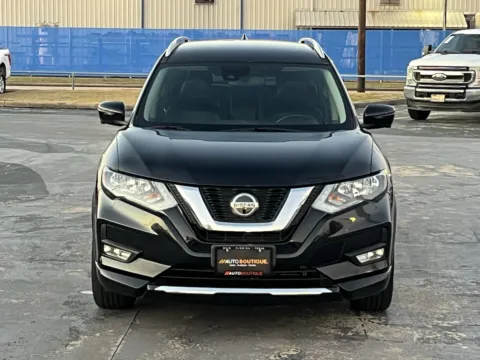 More photos of 2018 Nissan Rogue SL at Auto Boutique Texas, TX