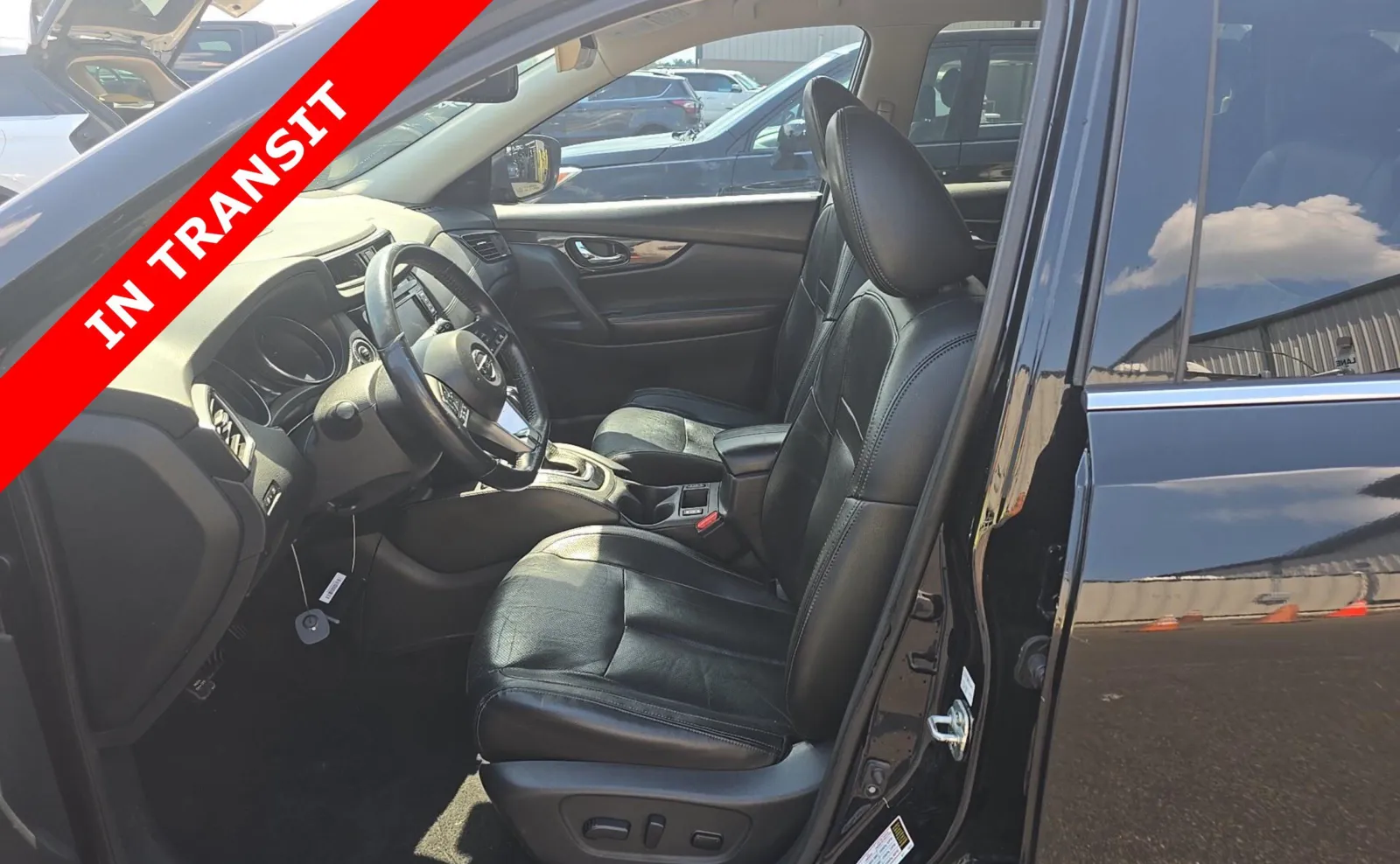 Nissan Rogue photo 6