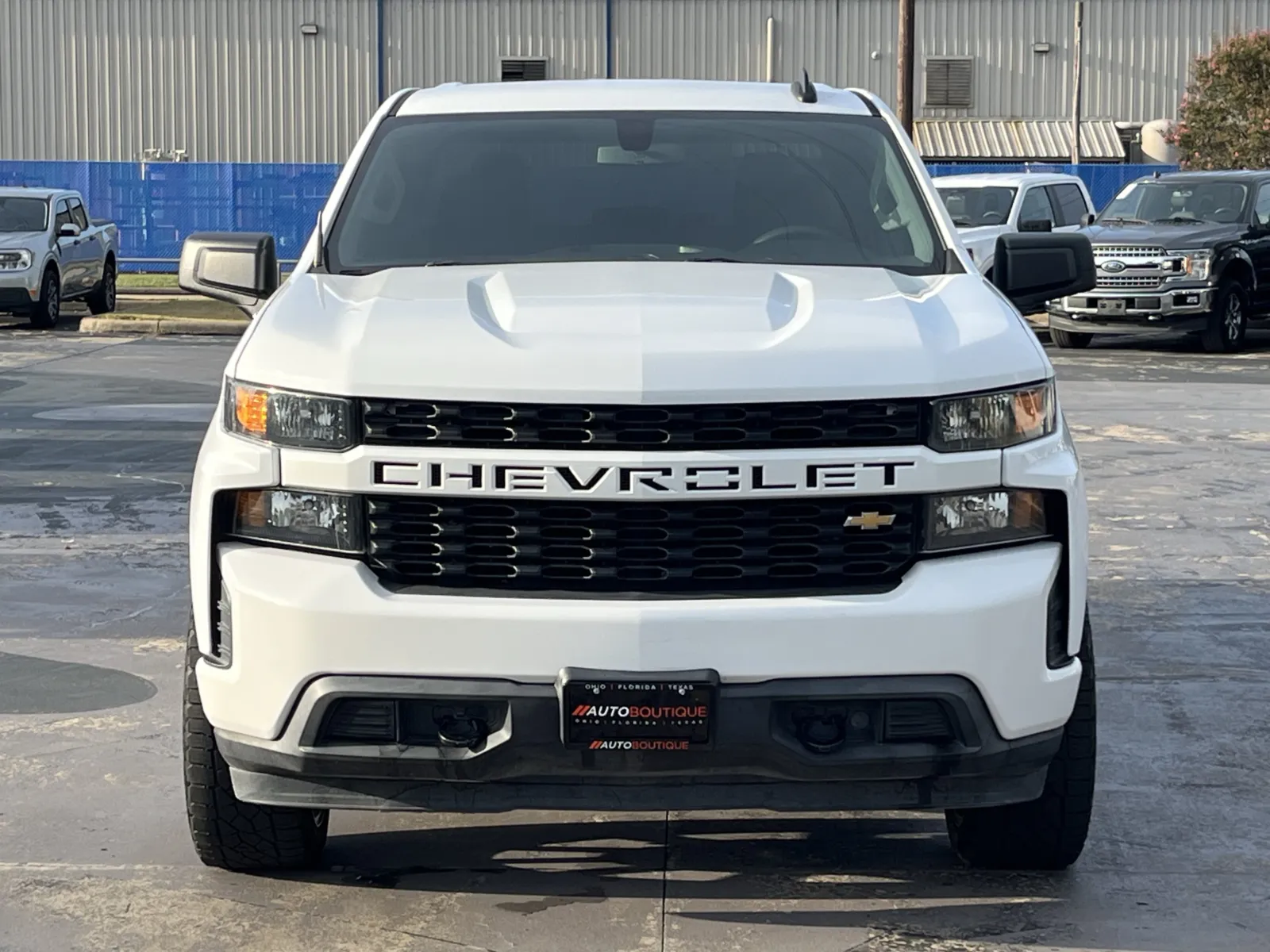 Chevrolet Silverado photo 5
