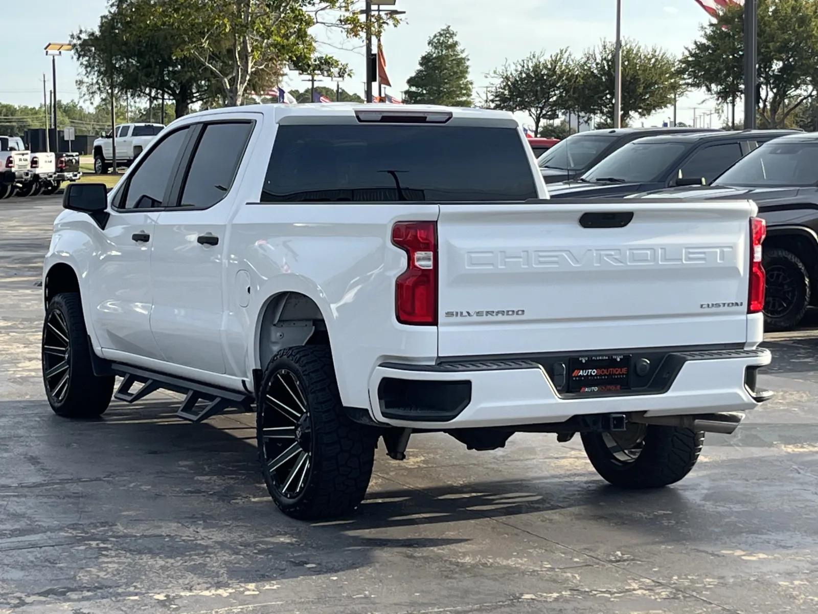 Chevrolet Silverado photo 10