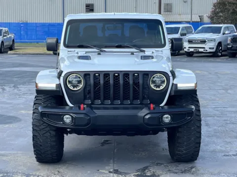 More photos of 2021 Jeep Gladiator Rubicon at Auto Boutique Texas, TX