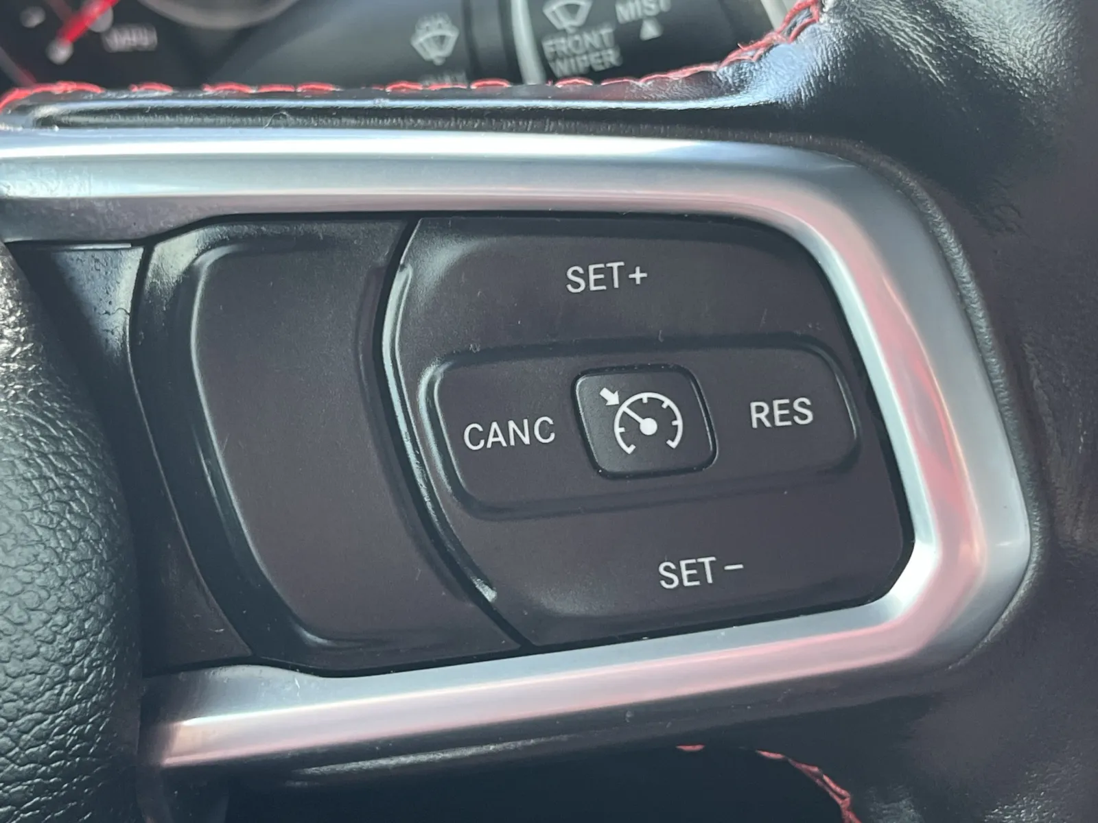 Jeep Gladiator photo 17