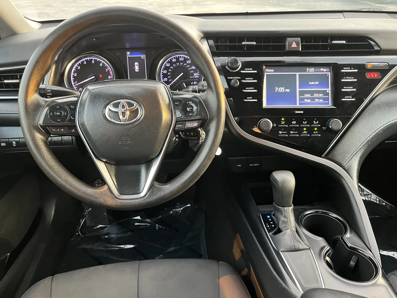 Toyota Camry photo 14
