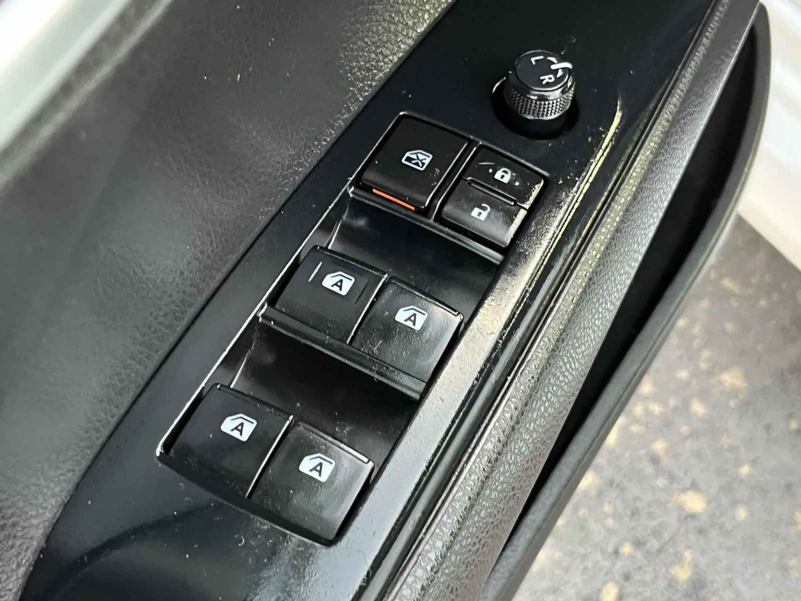 Toyota Camry photo 22