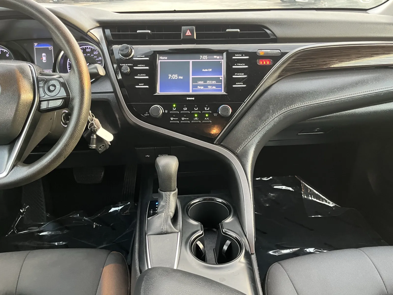 Toyota Camry photo 21