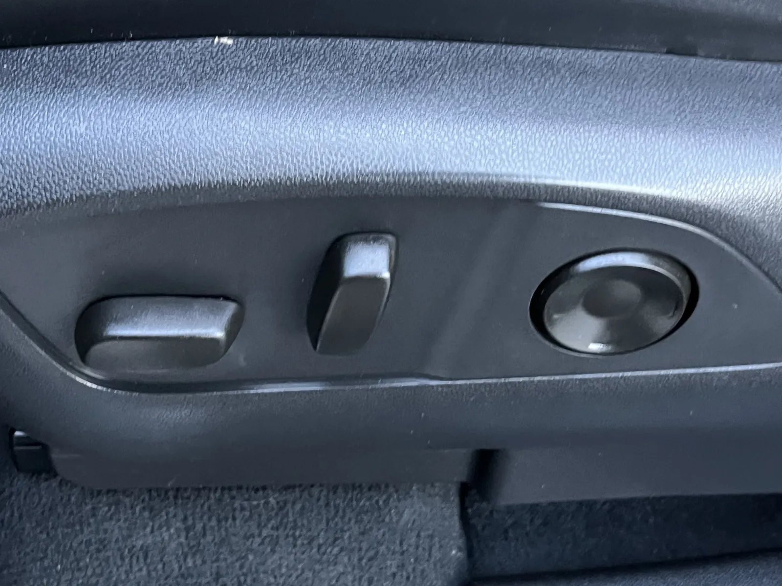 GMC Sierra photo 25