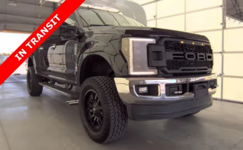 Another view of 2019 Ford Super Duty F-250 SRW LARIAT for sale in Alvin, TX at Auto Boutique Texas