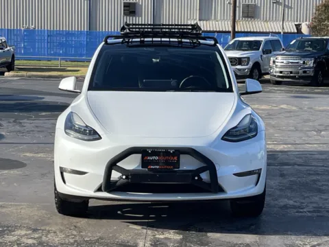 More photos of 2022 Tesla Model Y Long Range at Auto Boutique Texas, TX