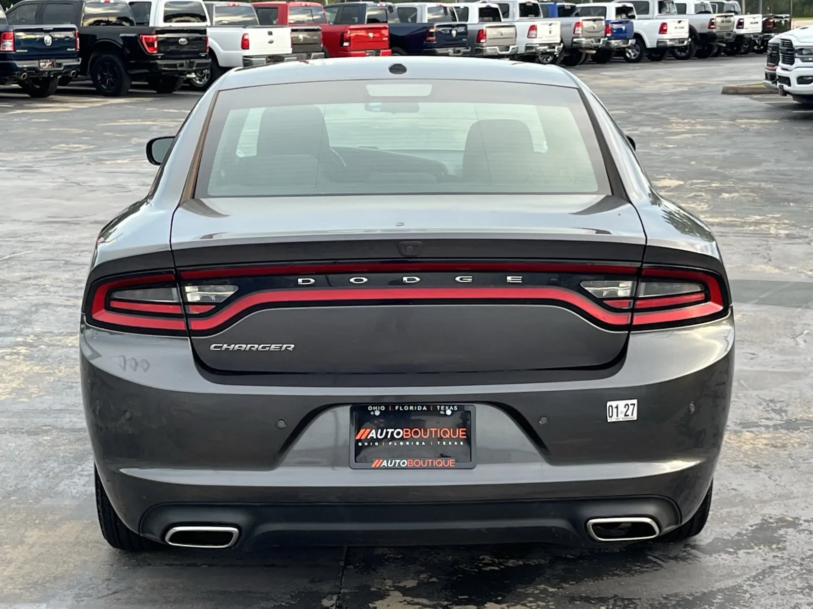 Dodge Charger photo 7
