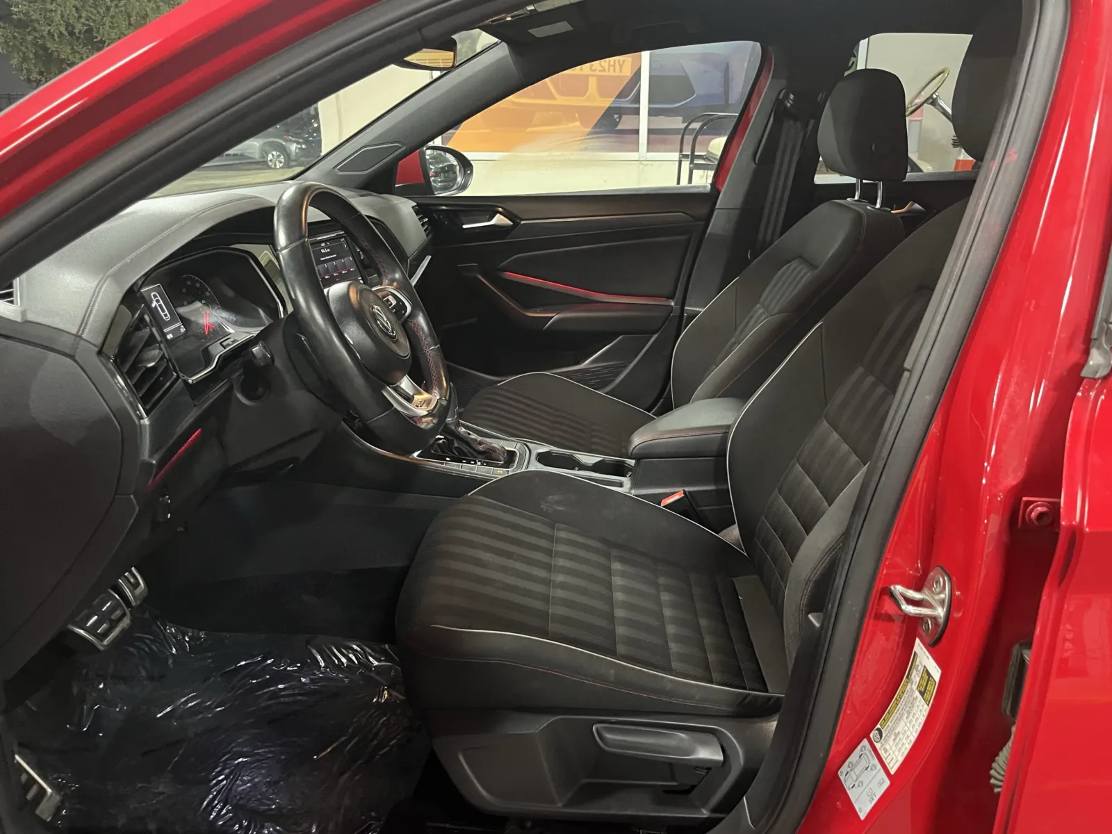 Volkswagen Jetta GLI photo 25