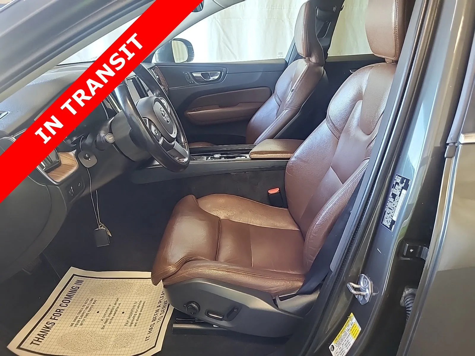 Volvo XC60 photo 6
