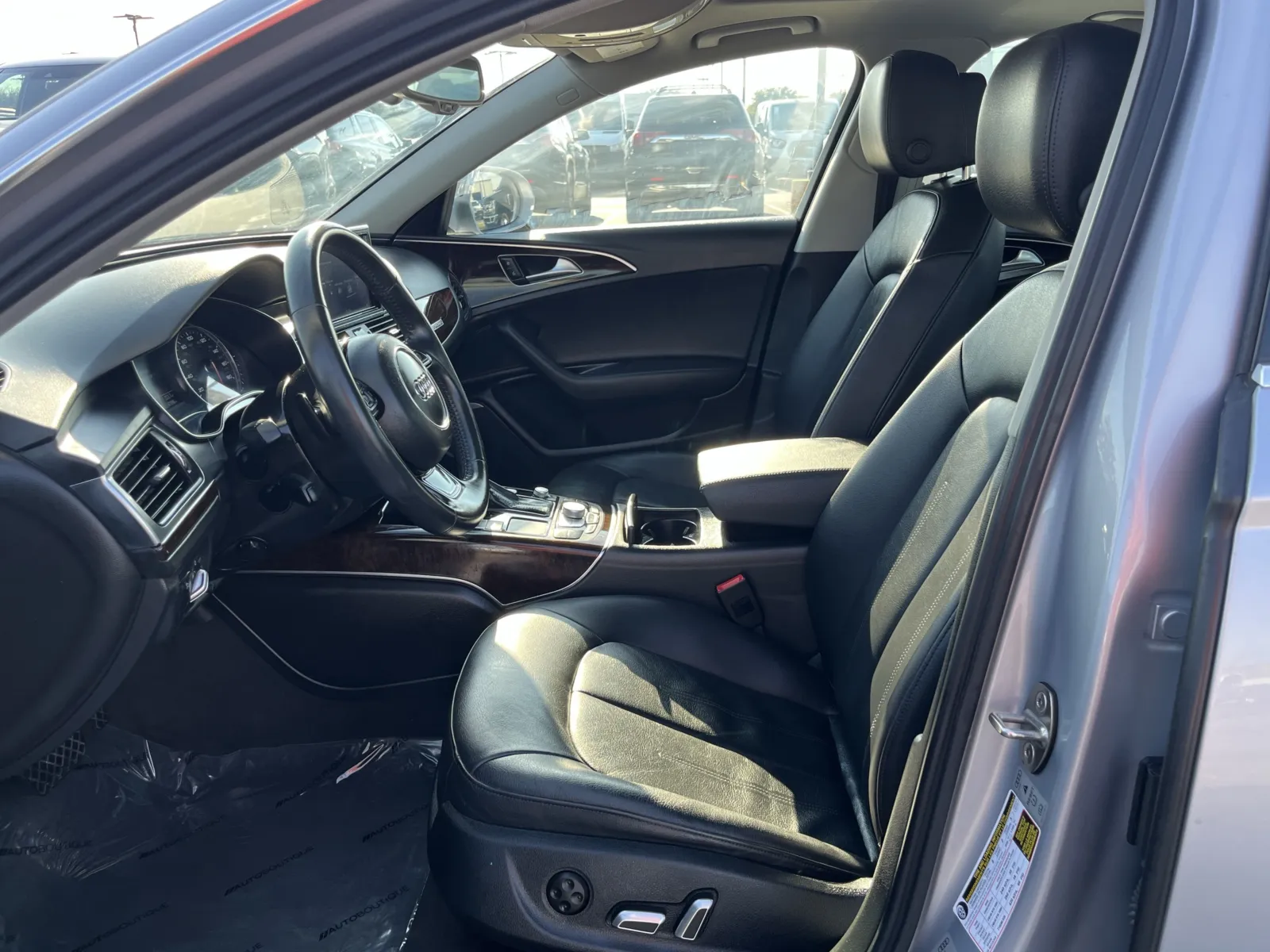 Audi A6 photo 28