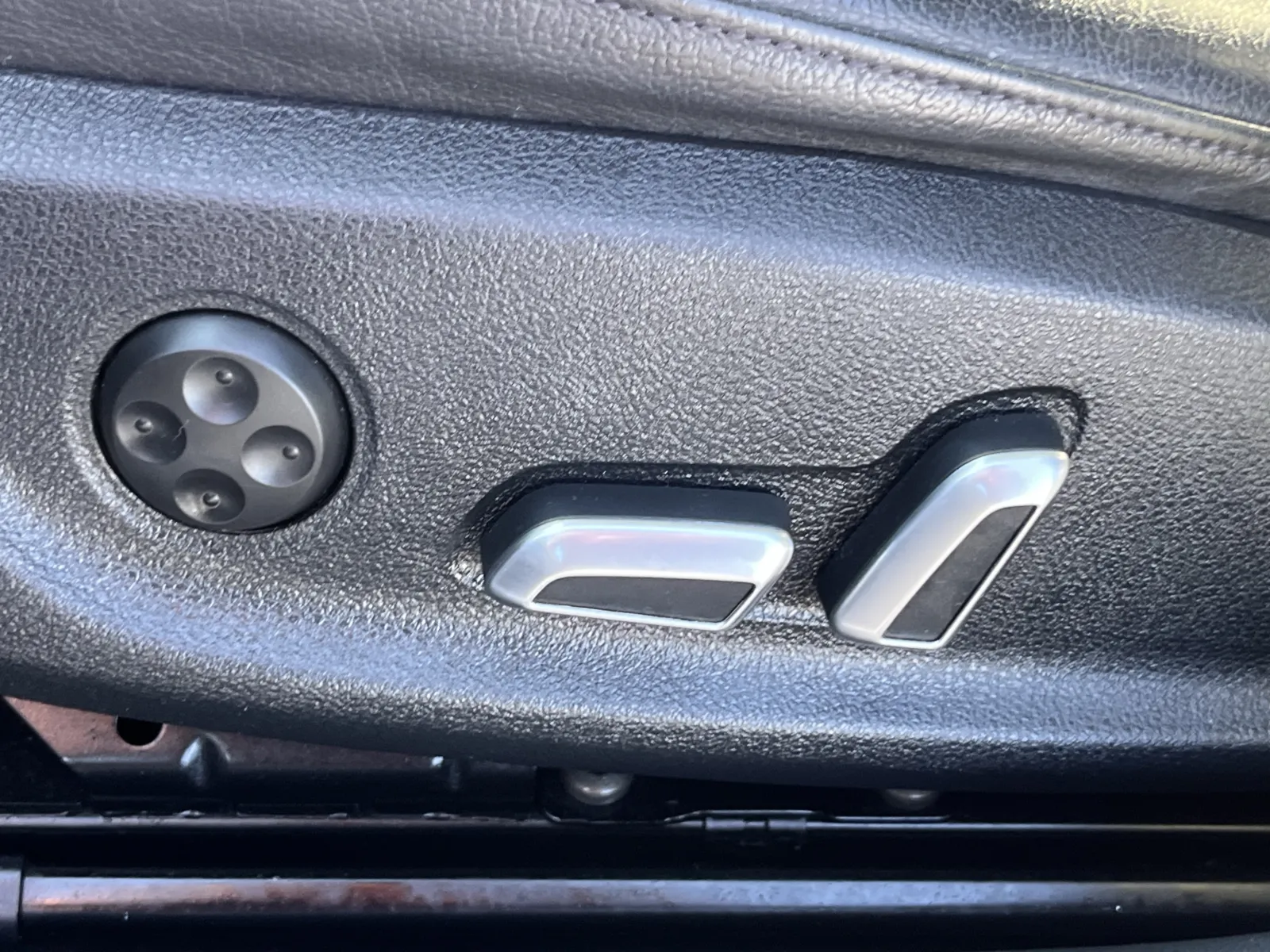 Audi A6 photo 26