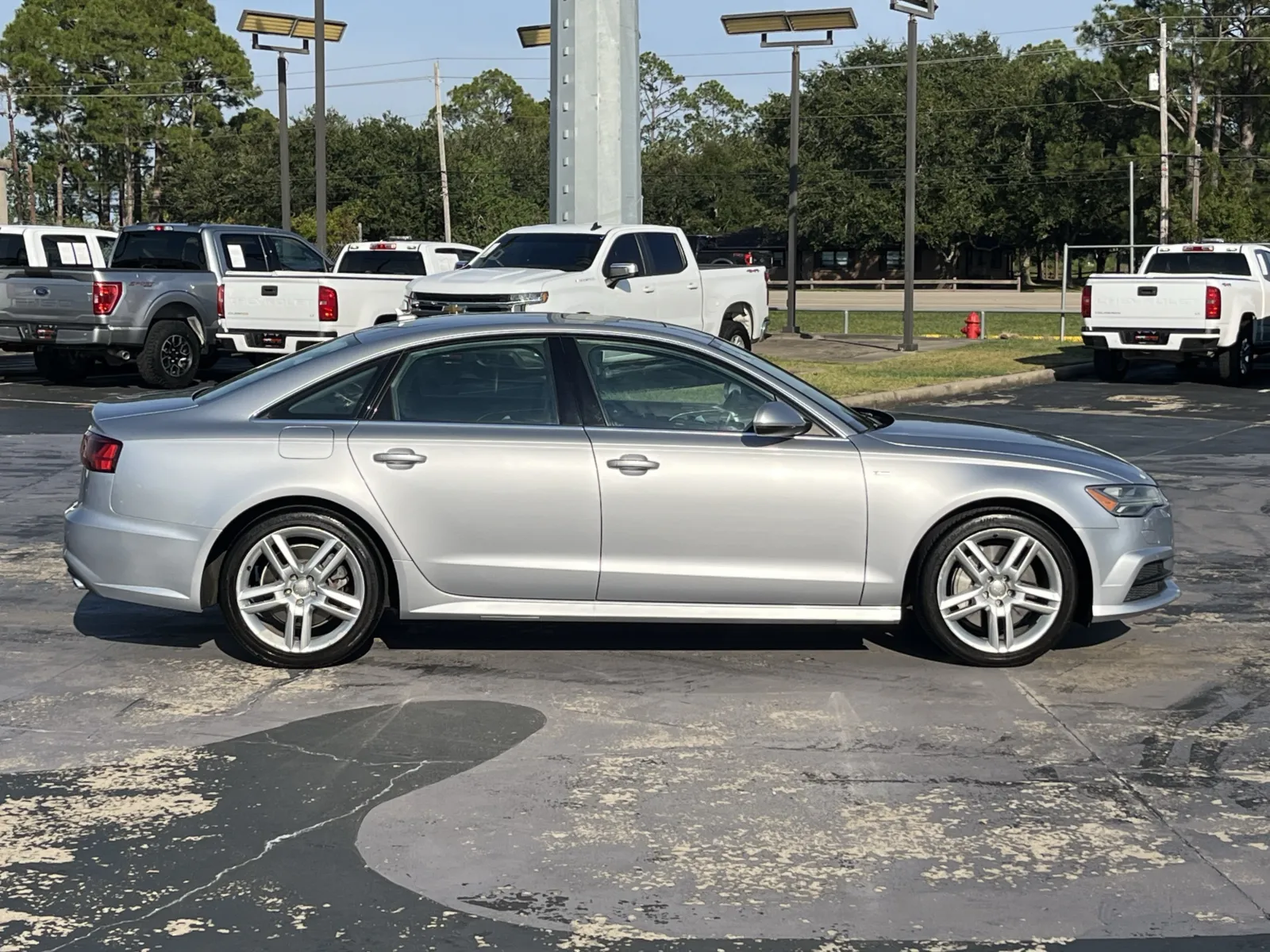 Audi A6 photo 11