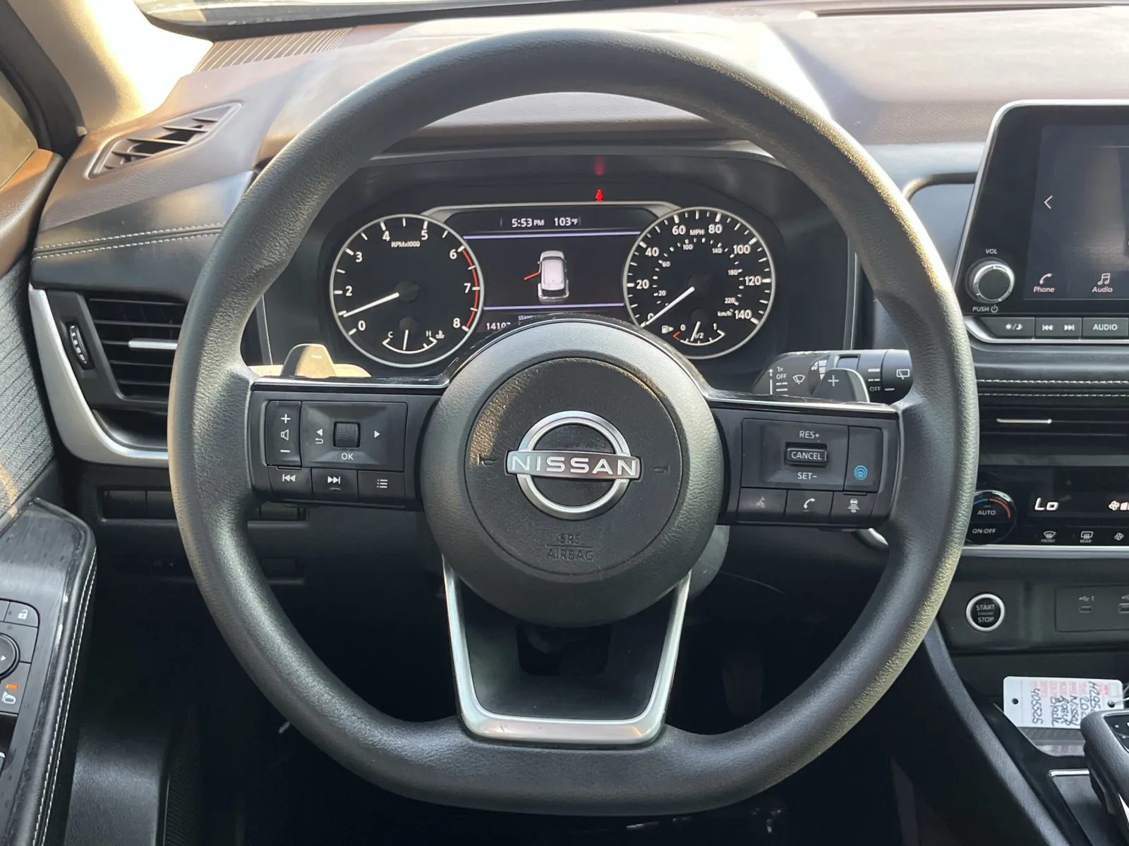 Nissan Rogue photo 17