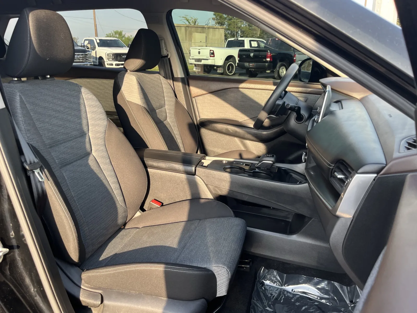 Nissan Rogue photo 27