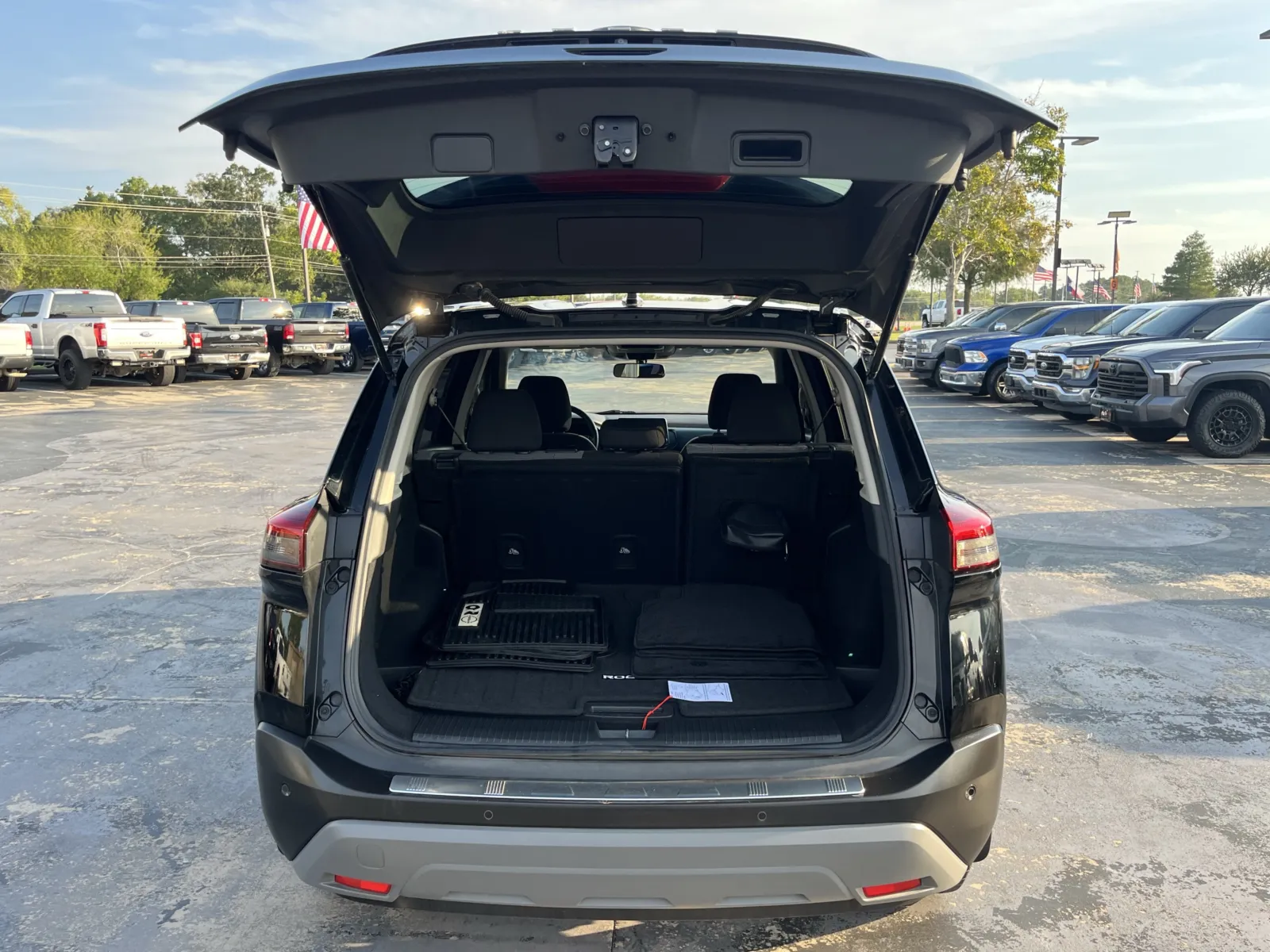 Nissan Rogue photo 11