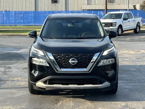 More photos of 2023 Nissan Rogue SV at Auto Boutique Texas, TX