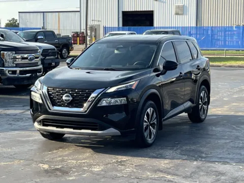 Photos of 2023 Nissan Rogue SV for sale in Alvin, TX at Auto Boutique Texas