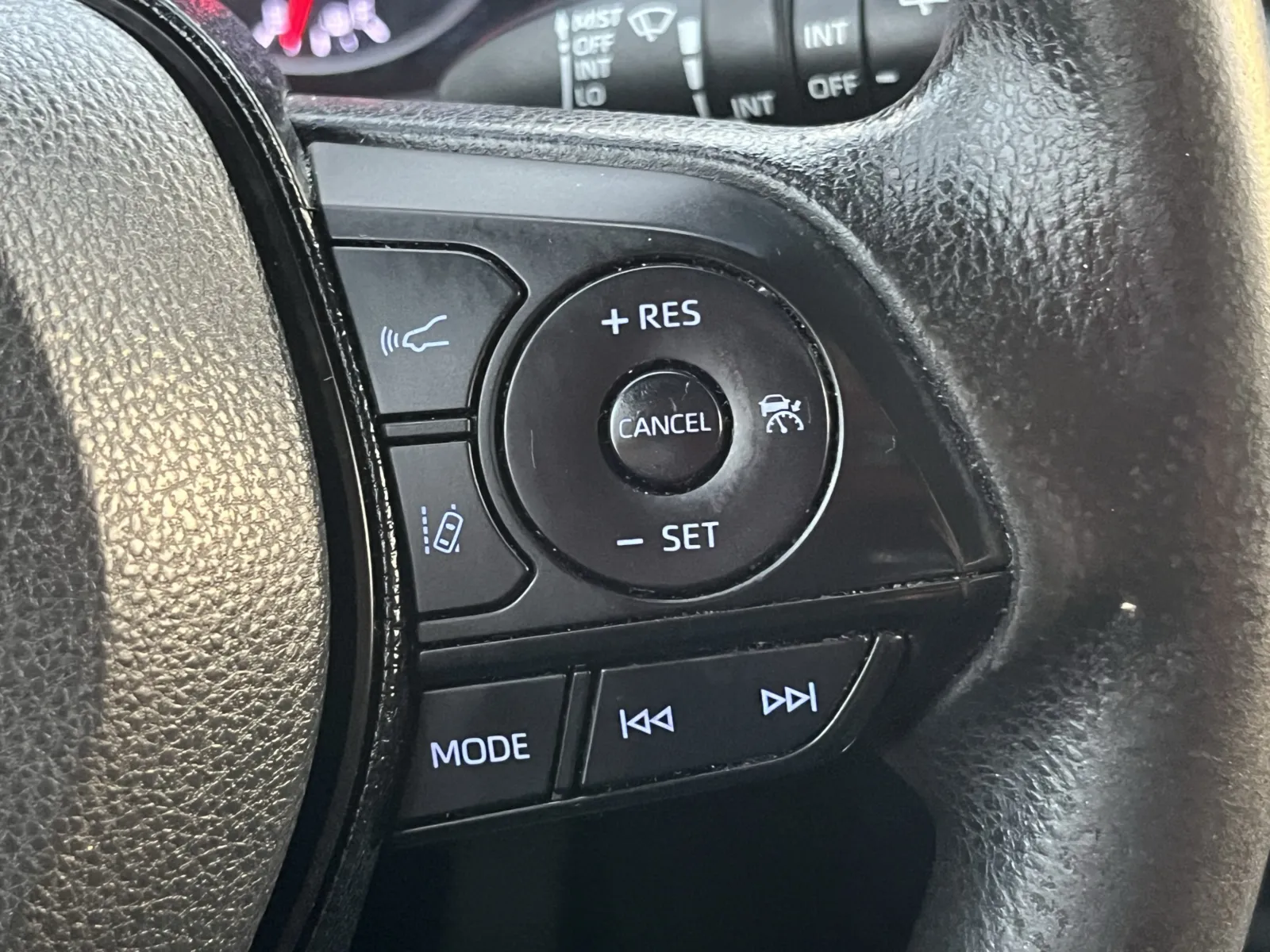 Toyota RAV4 photo 19