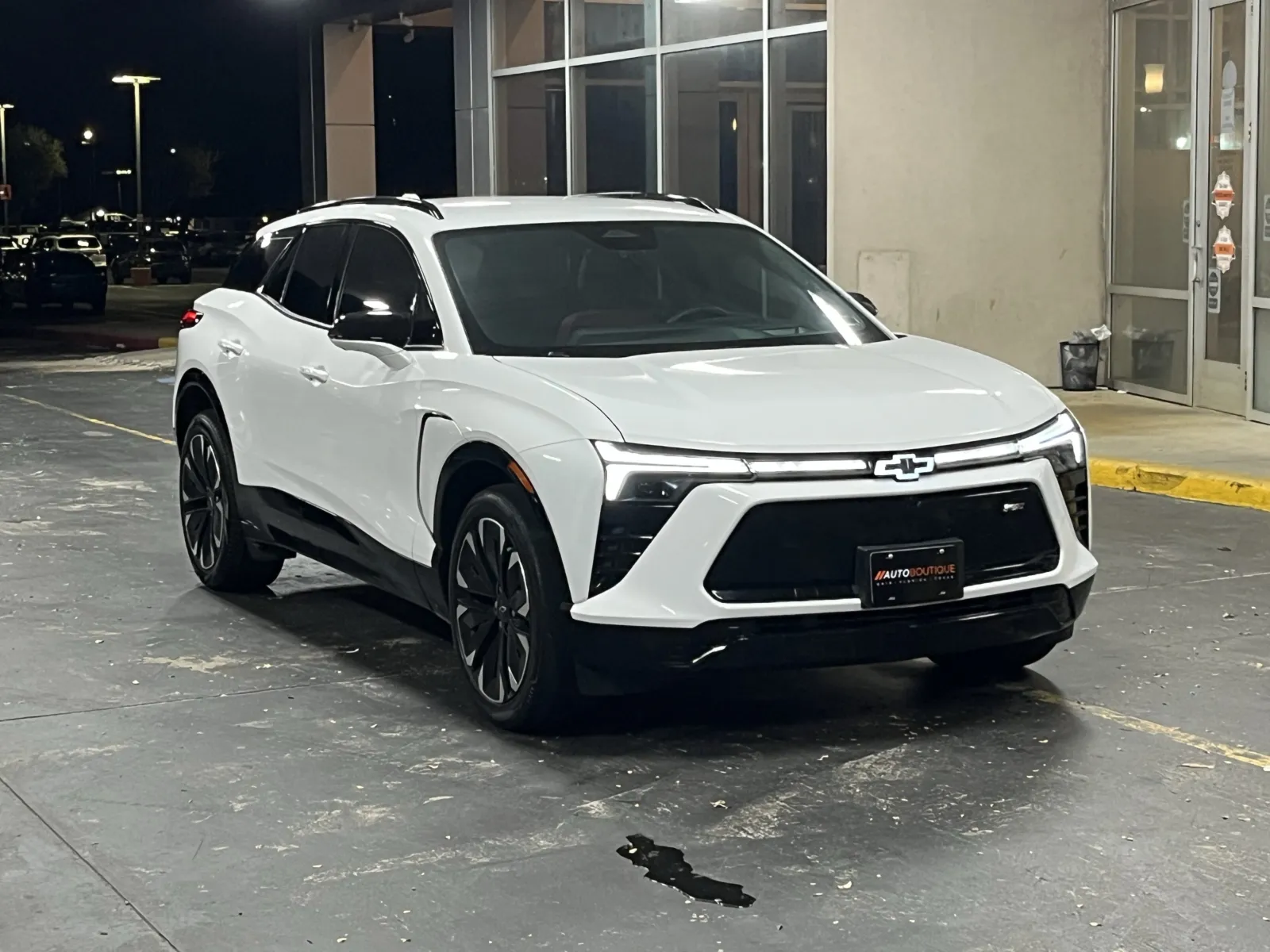 Chevrolet Blazer photo 2