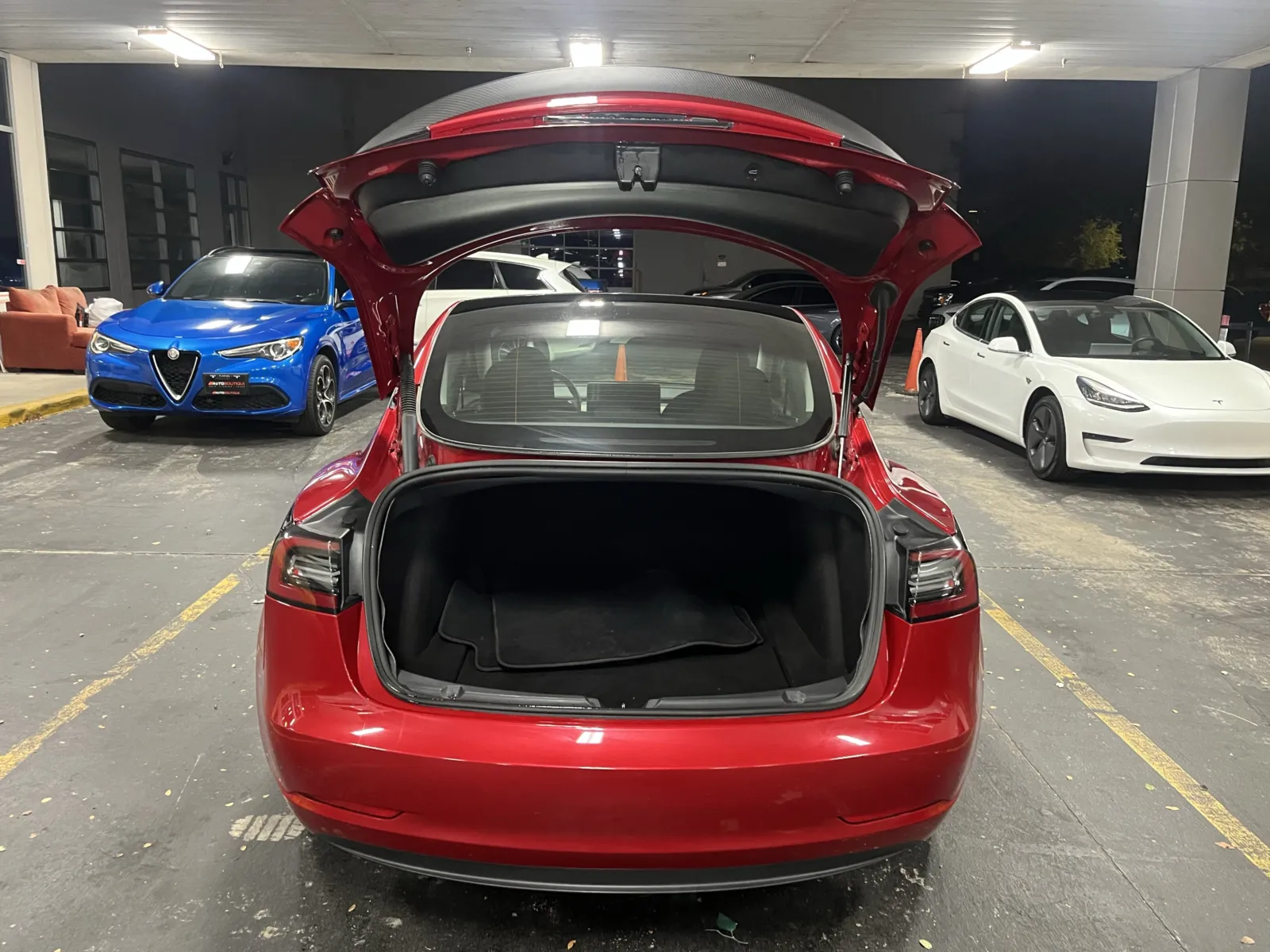 Tesla Model 3 photo 12