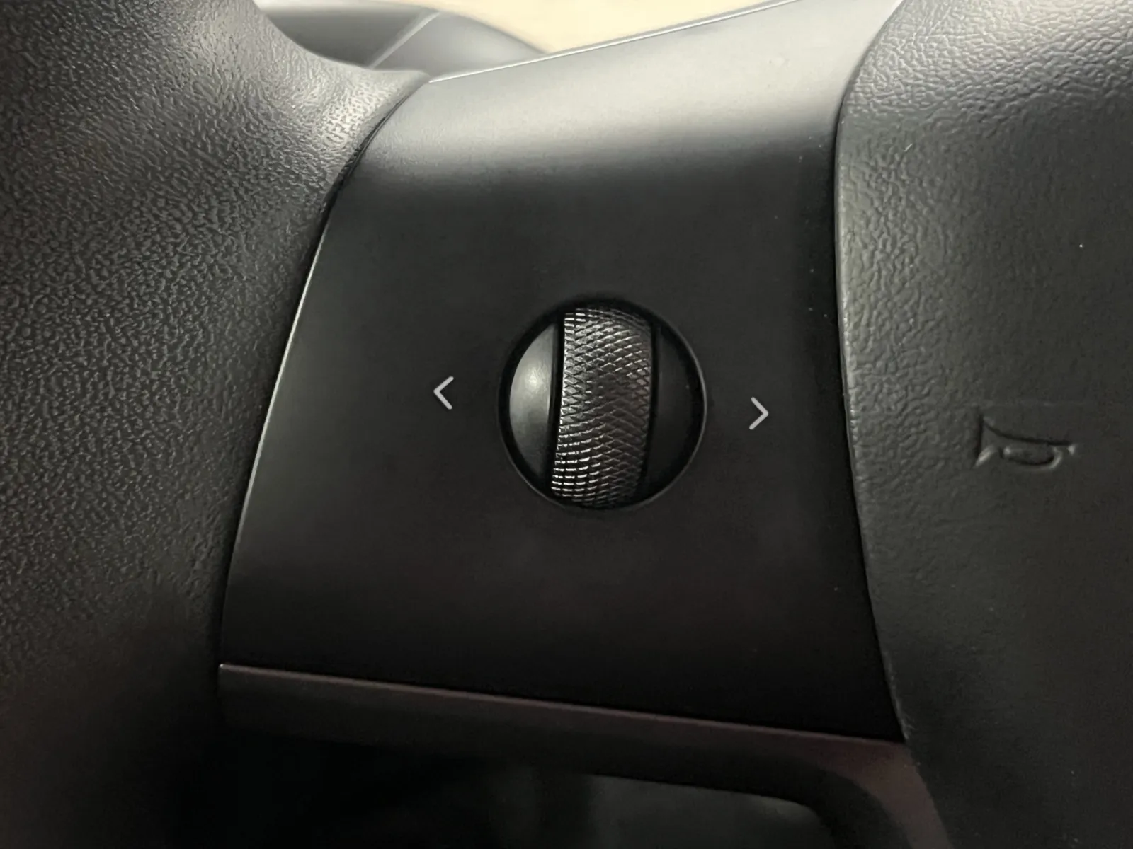 Tesla Model 3 photo 20