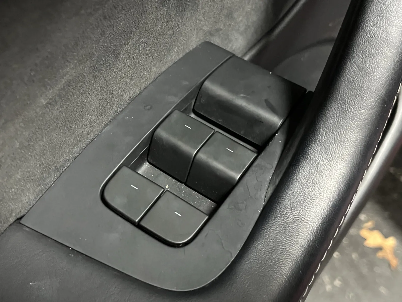 Tesla Model 3 photo 25