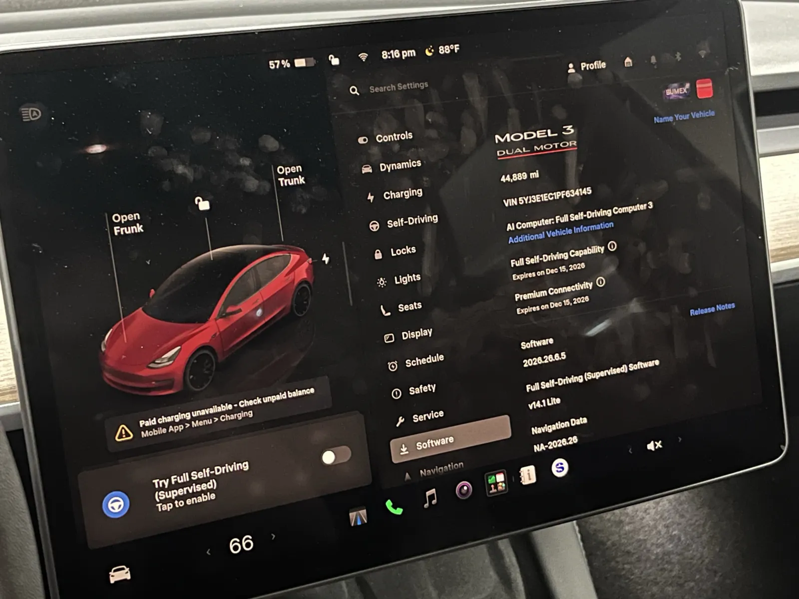 Tesla Model 3 photo 22