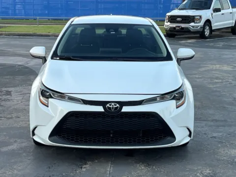 More photos of 2021 Toyota Corolla LE at Auto Boutique Texas, TX