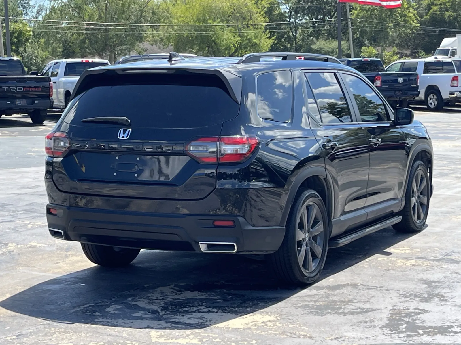 Honda Pilot photo 8