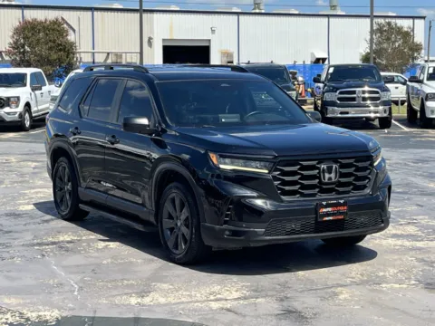 Another view of 2023 Honda Pilot Sport for sale in Alvin, TX at Auto Boutique Texas