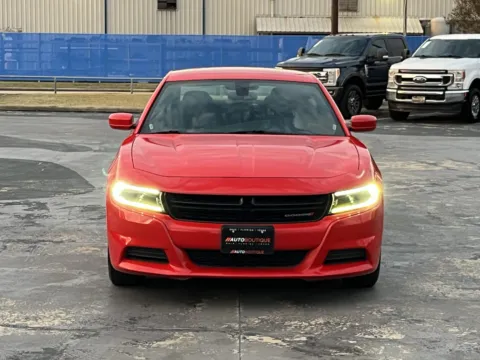More photos of 2022 Dodge Charger SXT at Auto Boutique Texas, TX