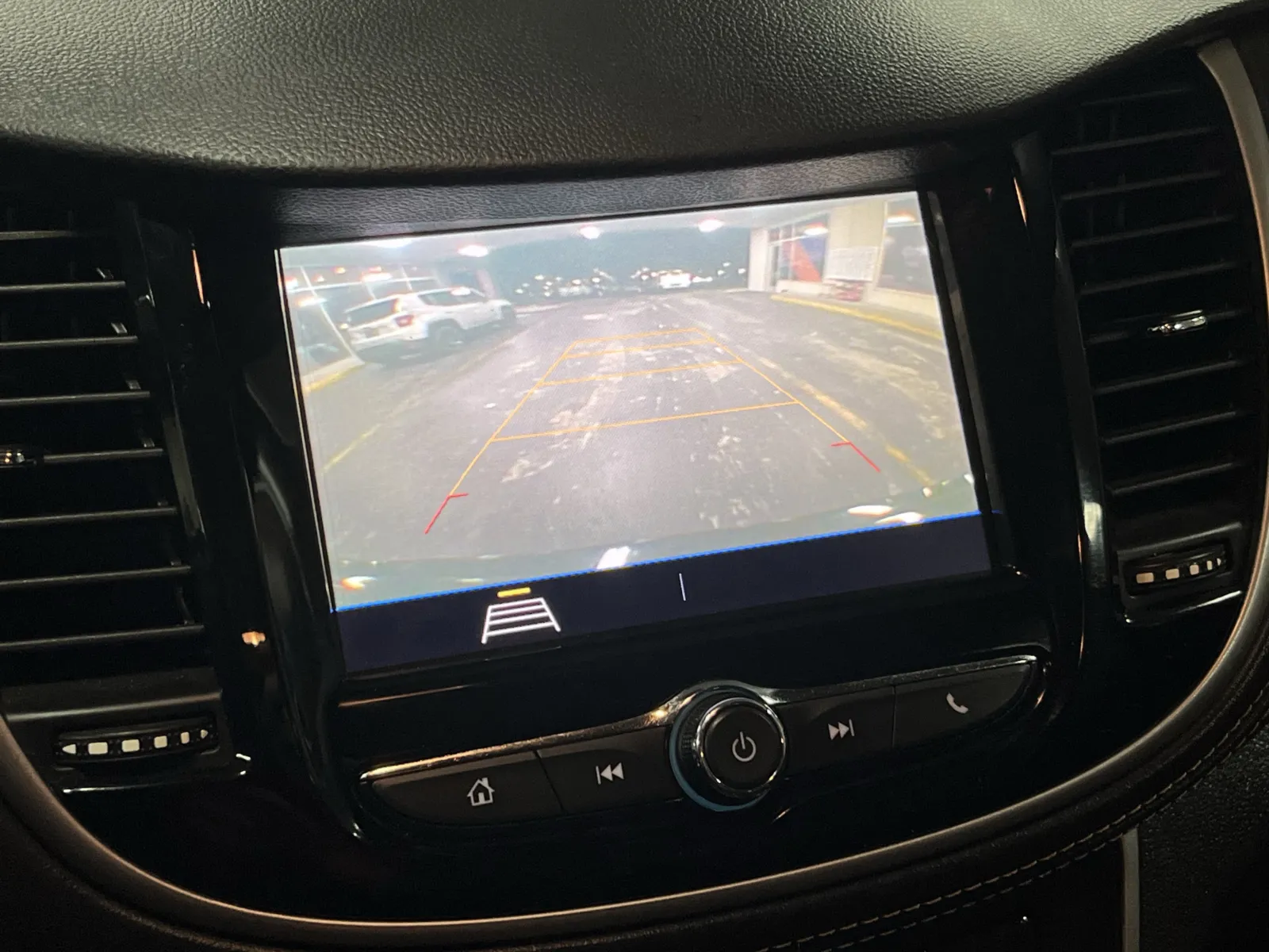 Chevrolet Trax photo 5