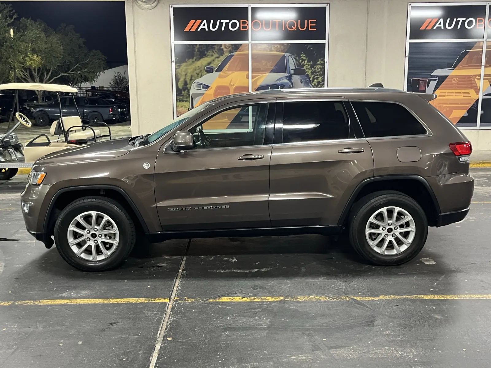 Jeep Grand Cherokee photo 10