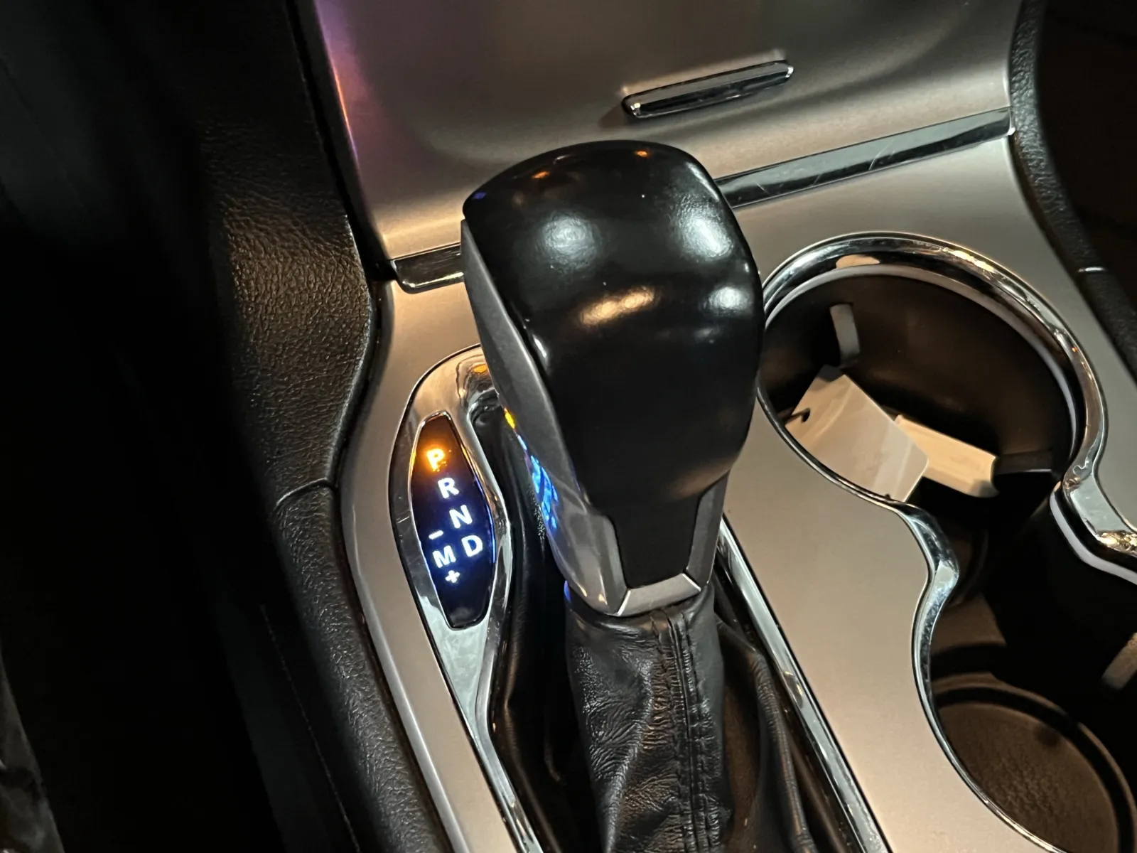 Jeep Grand Cherokee photo 19